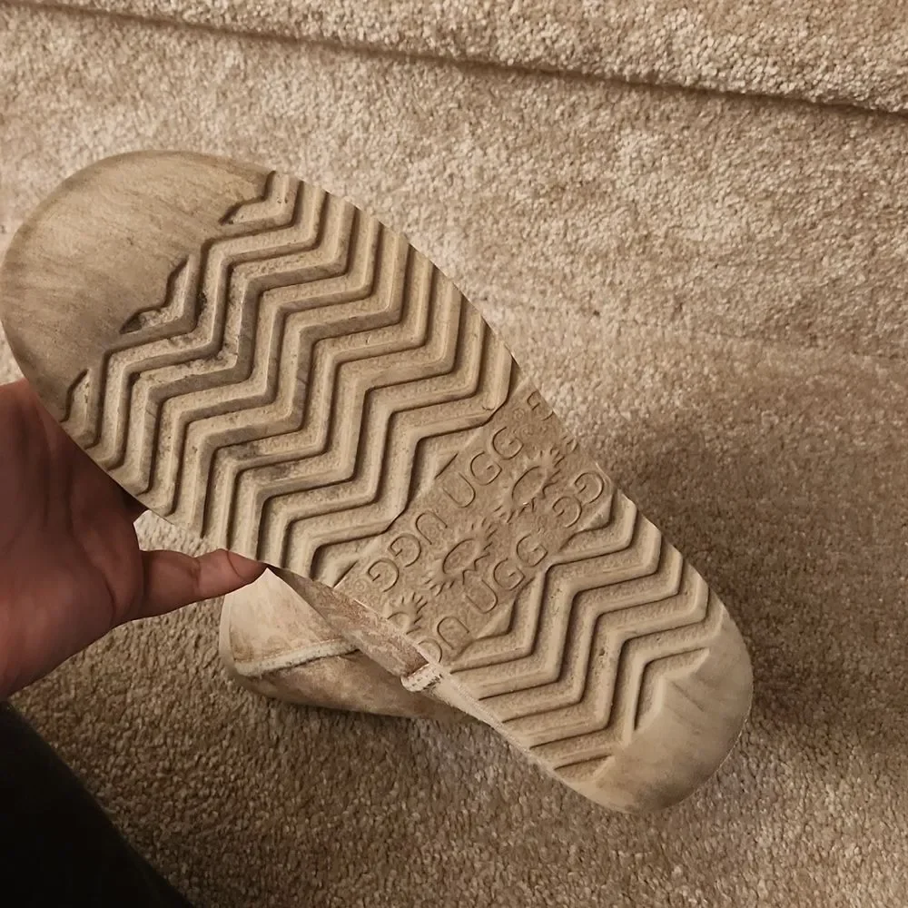 Ugg Classic Short Tan Suede Boots w/ Print 